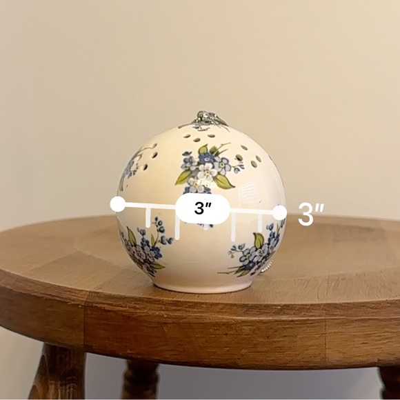 SOLD- Taylor of London Pomander Potpourri Ceramic Ball Floral Ornament England - Picture 9 of 10